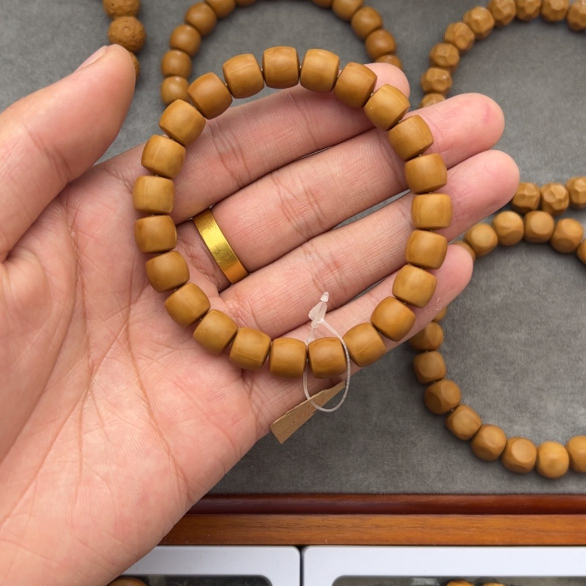 【闪购商品】猴头核桃手串陈****?直切