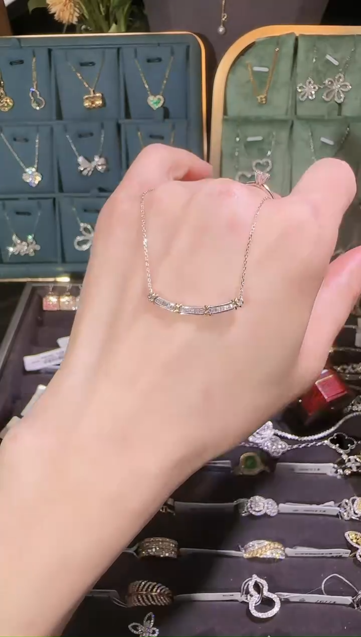 【闪购商品】钻石套链18K金镶嵌精选02-半微笑套链