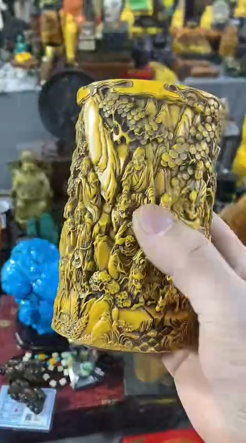 【闪购商品】陶瓷摆件笔筒