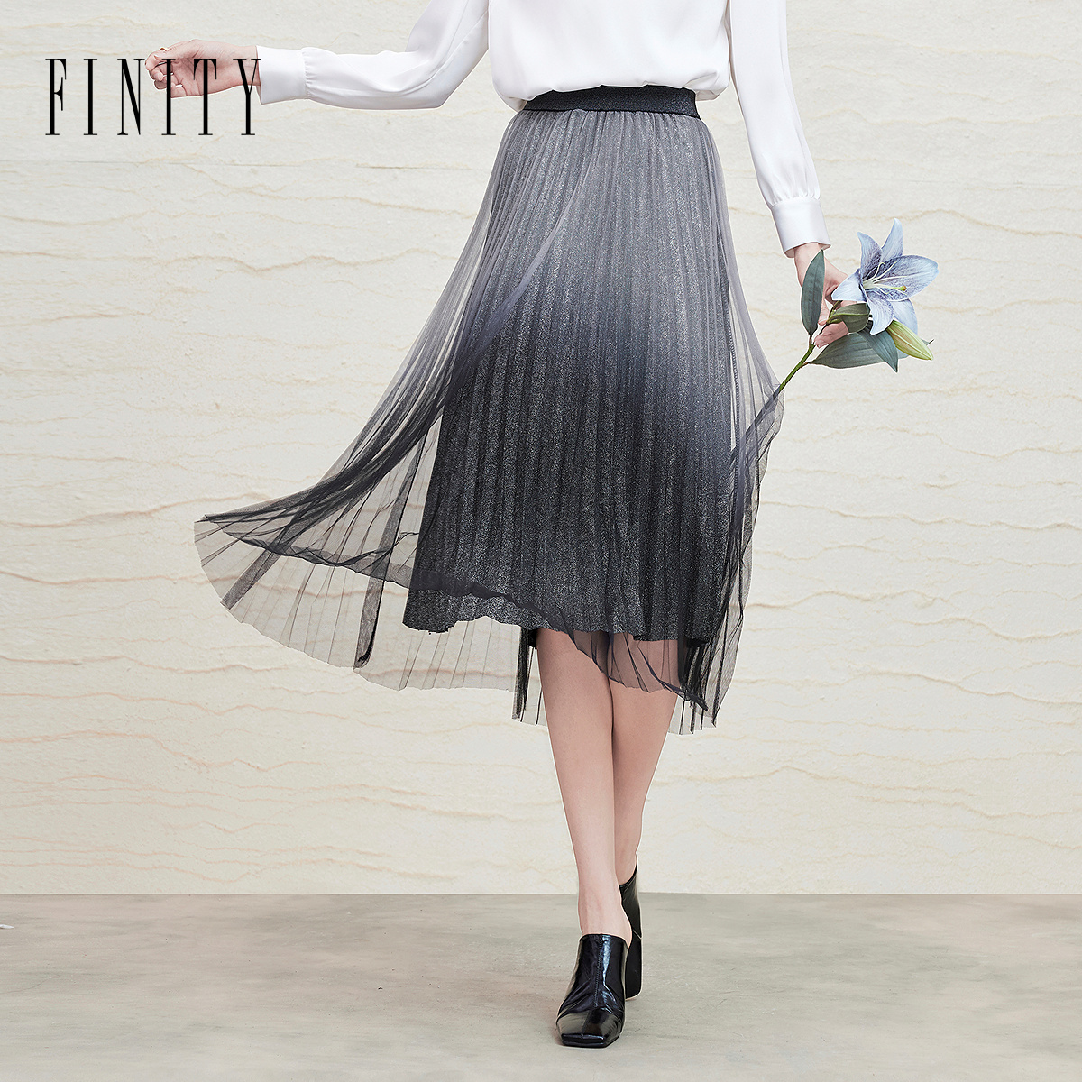 【力力淘专属】FINITY 新品显瘦长款百褶裙气质高腰时尚 F21X7B24Q3