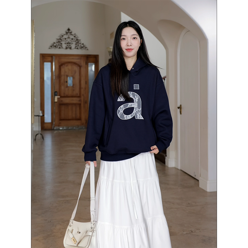 郭九九呢 棉芭蕾少女风蕾丝字母撞色连帽卫衣蛋糕半裙 G924D16650