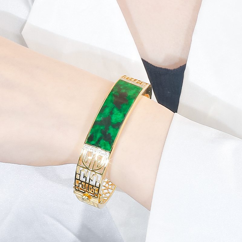 天然A货翡翠银镶嵌新中式雕花设计感辣绿翡翠贵妃手镯