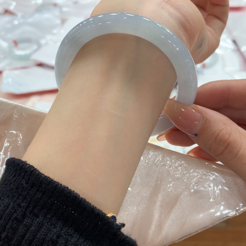 【闪购商品】翡翠手镯未镶嵌
