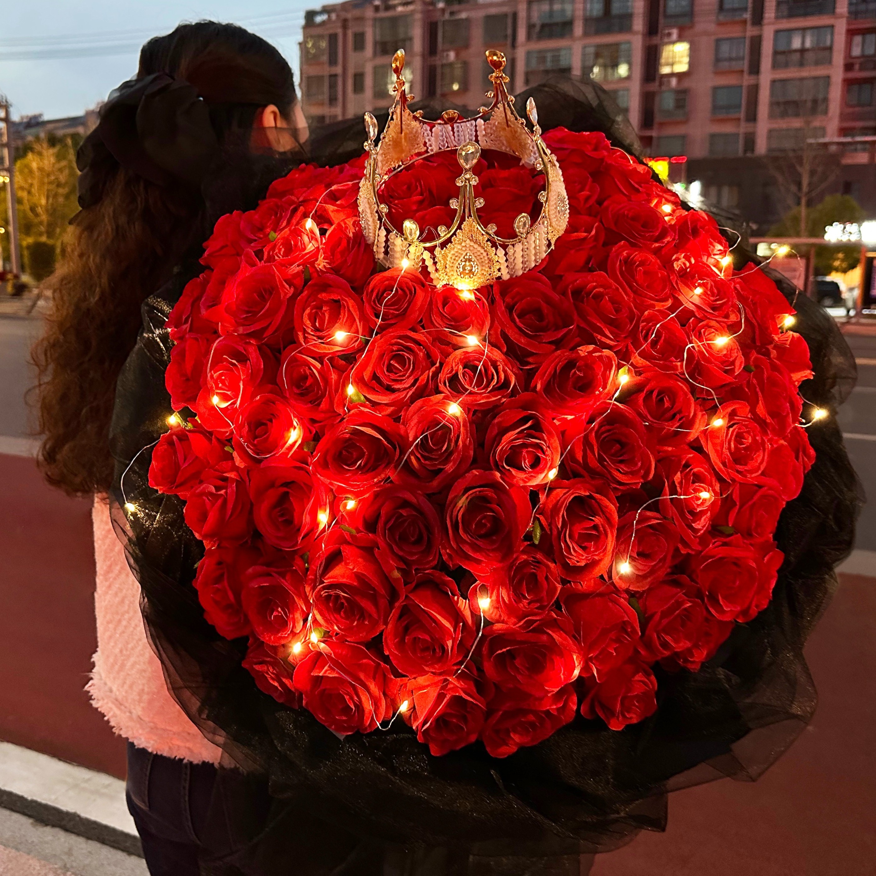 赠美人豪宠款『99朵红玫瑰花束』送爱人送老婆女神告白生日送老婆礼物花束鲜花同城配送小时达