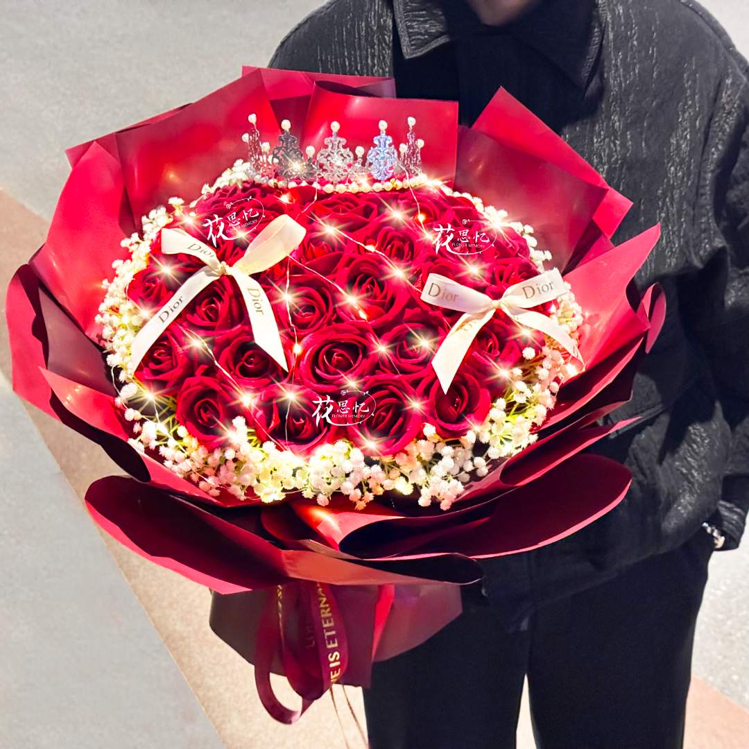 天使之恋『33朵红玫瑰+两个蝴蝶结网红花束』送恋的那个ta生日情人节鲜花礼物·同城配送上门