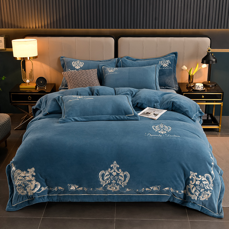 【欧式重工刺绣】加厚加密牛奶绒四件套欧式刺绣宽边四件套