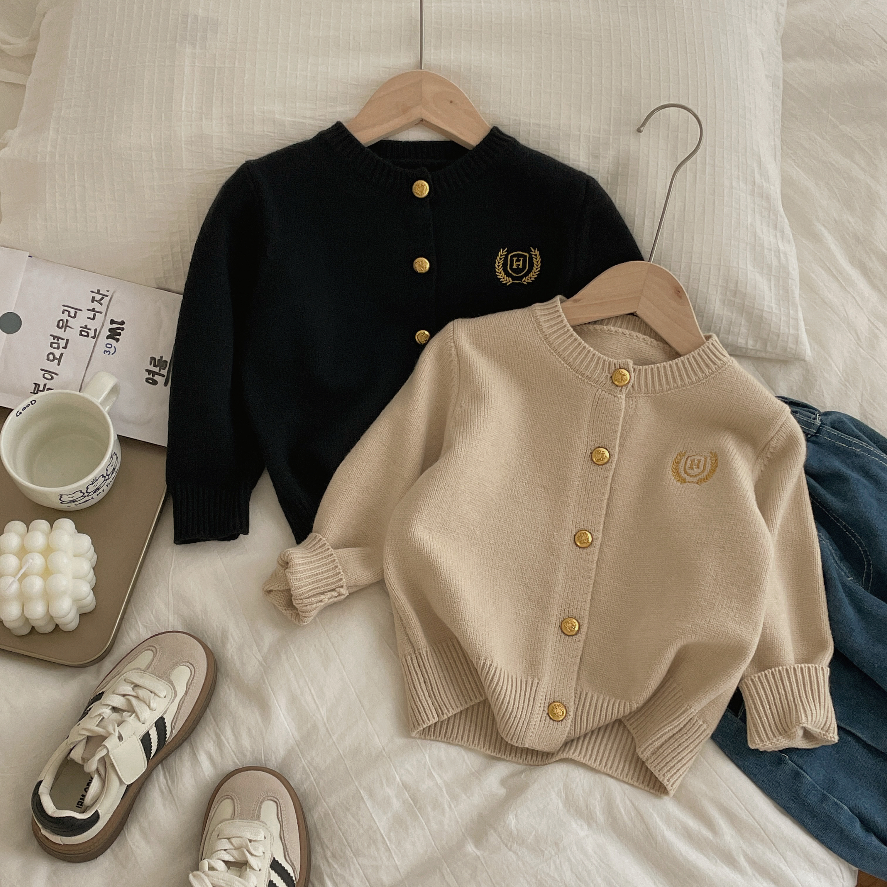 笨舒舒春秋新款儿童学院风开衫男宝女宝休闲百搭绣花洋气开衫毛衣