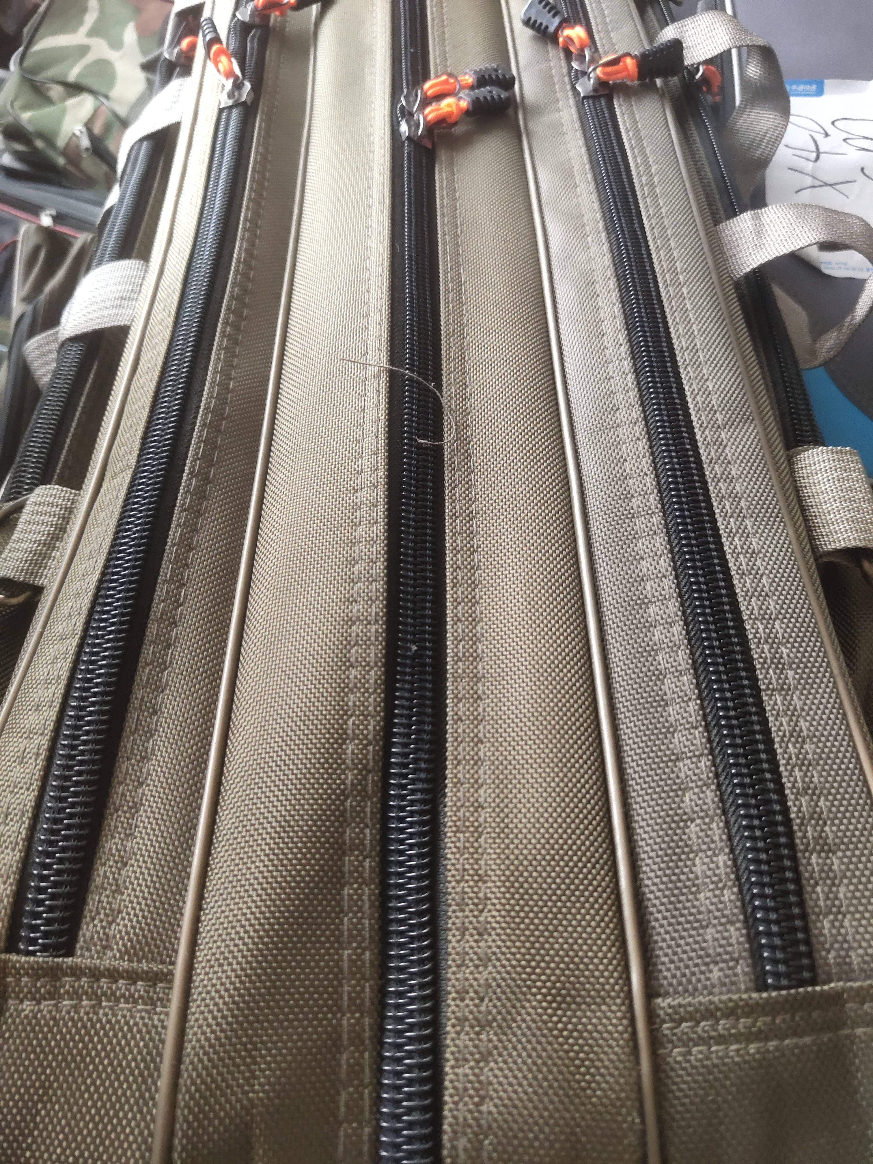 微瑕125厘米三层直竿包颜色随机渔具包