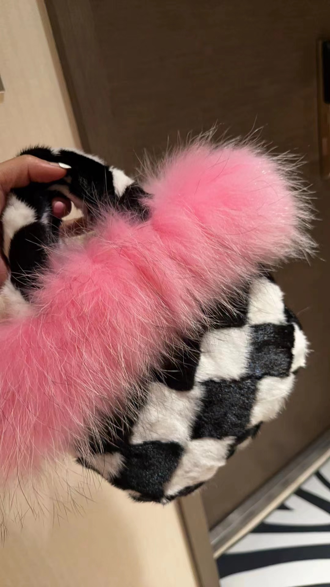 【嘉鑫泽】时尚皮草包【以直播间实物为准】