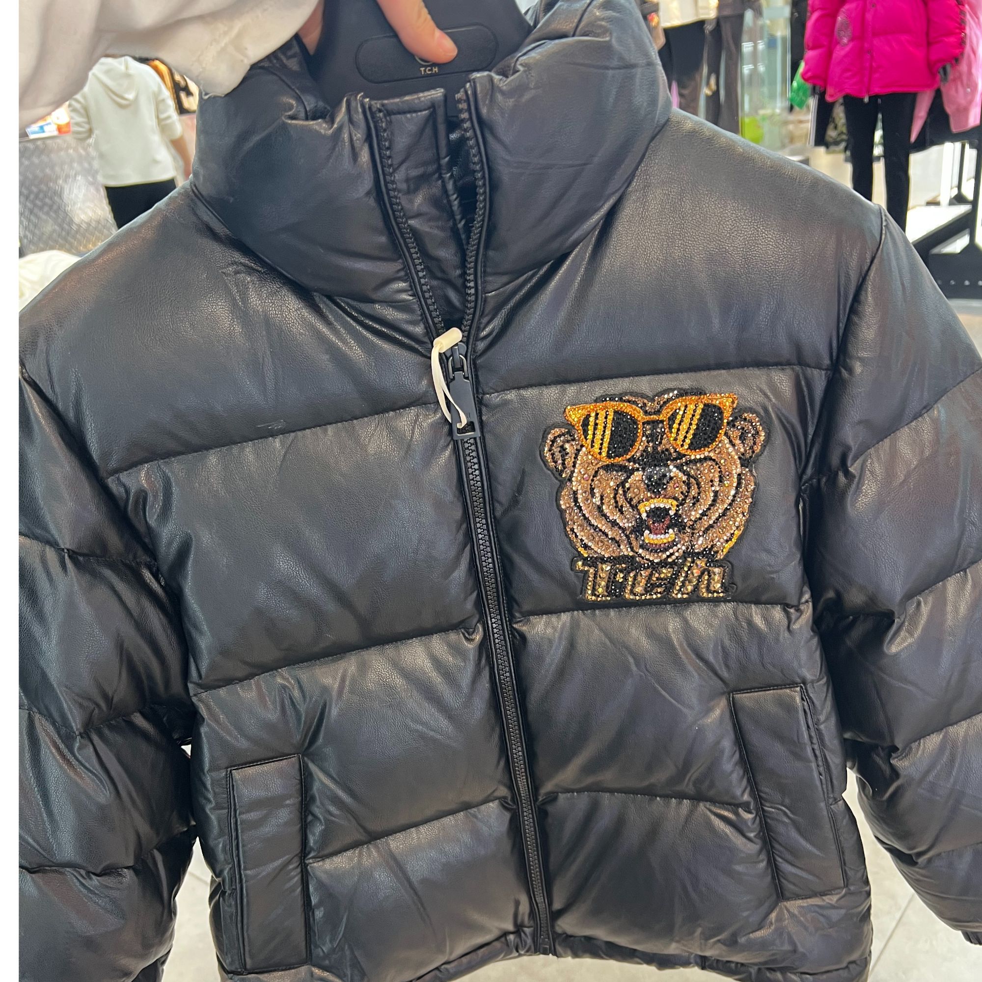 TCH服饰店播-潮牌轻奢烫钻时尚冬季童装羽绒服外套T66D19825K