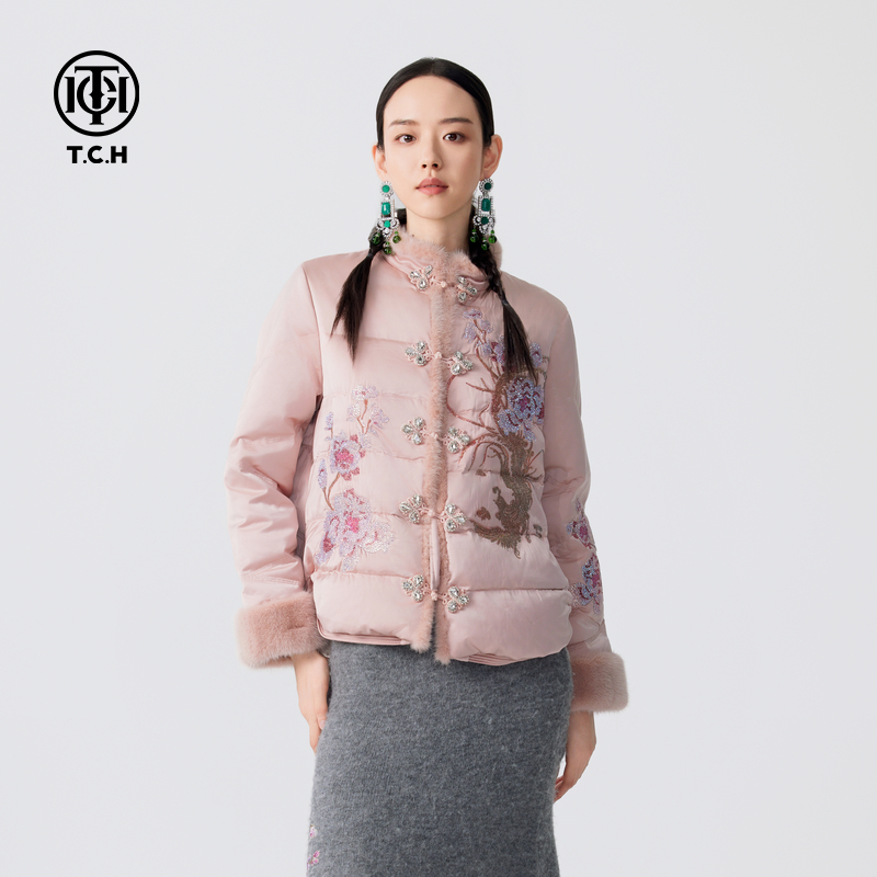 TCH-重工手缝钻梅花新中式毛毛袖口羽绒服女T72D198016