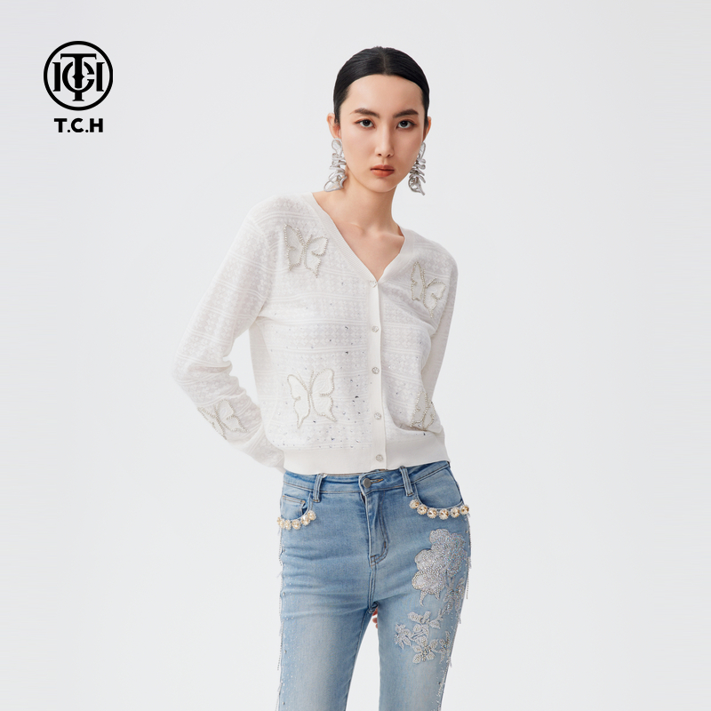 TCH服饰店播25秋冬蝴蝶针织开衫减龄V领白色外套T72C438061