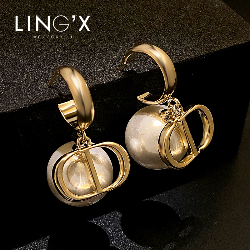 铜合金耳饰 轻奢小众珍珠耳钉气质时尚饰品简约火爆款CD金色耳环