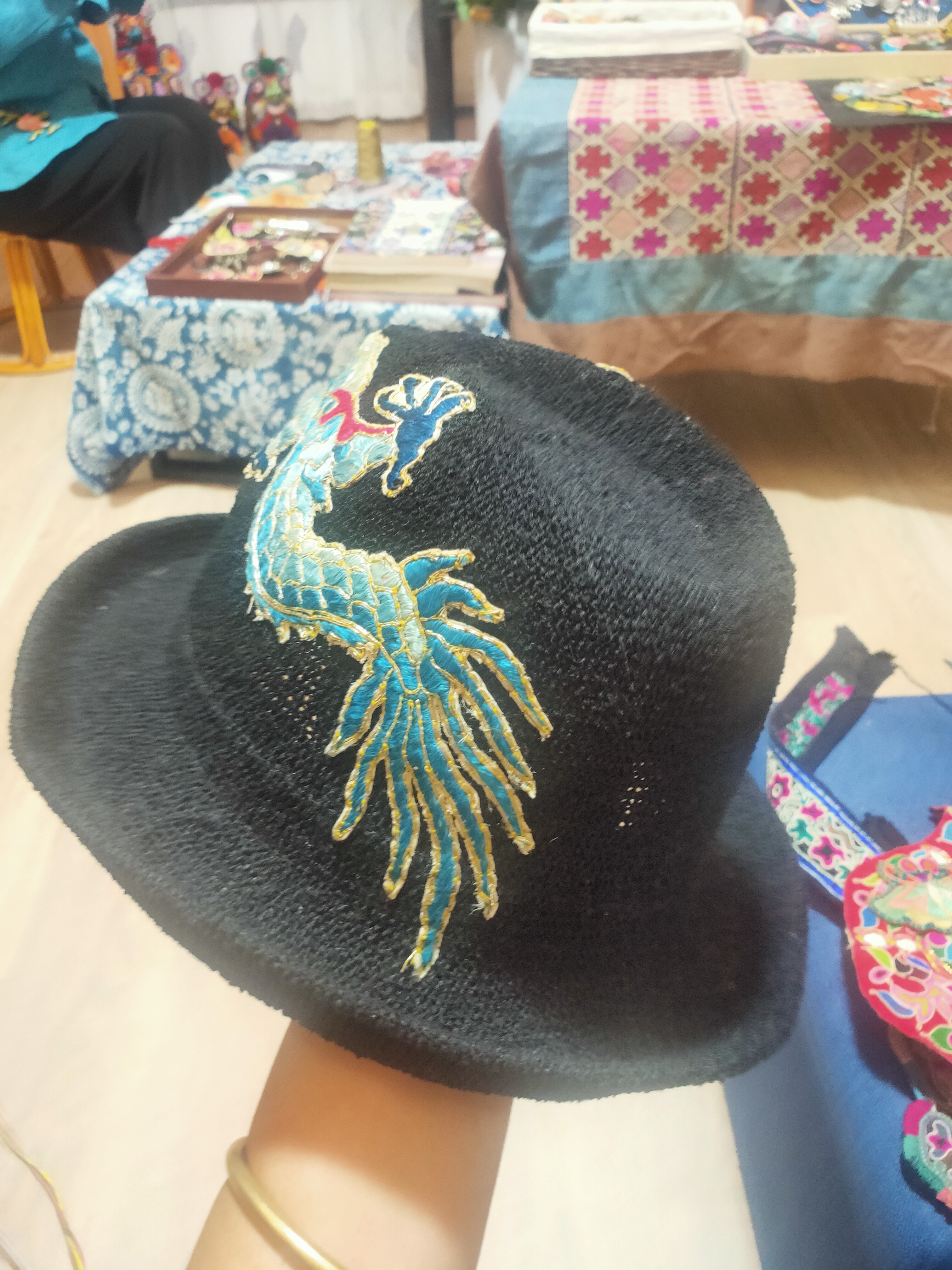 盘金绣手工刺绣草编帽