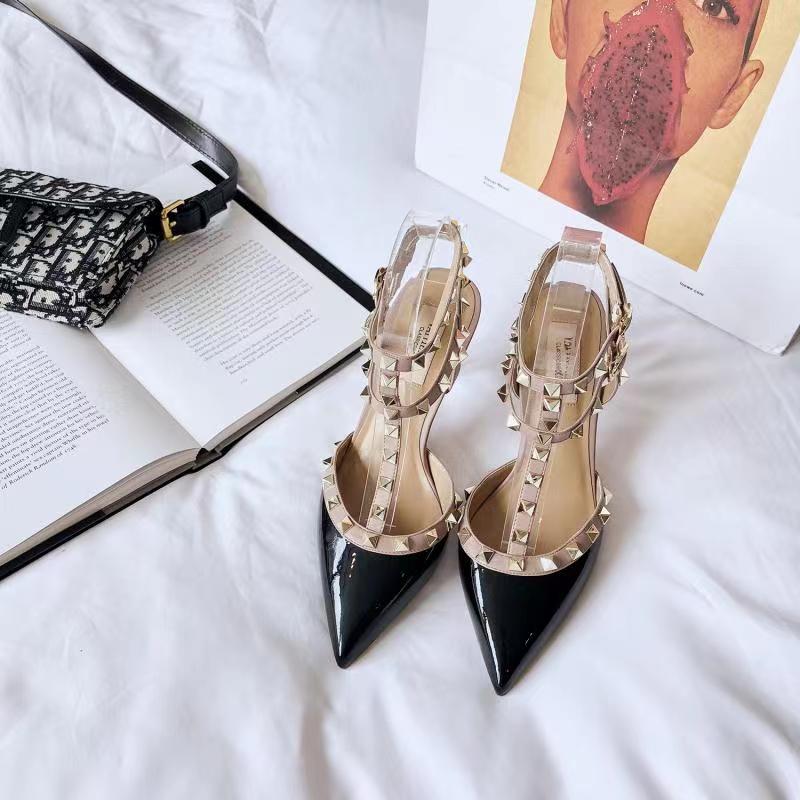 2025夏季新款尖头黑色铆钉高跟鞋女凉鞋细跟绝美裸色单鞋柳丁浅口