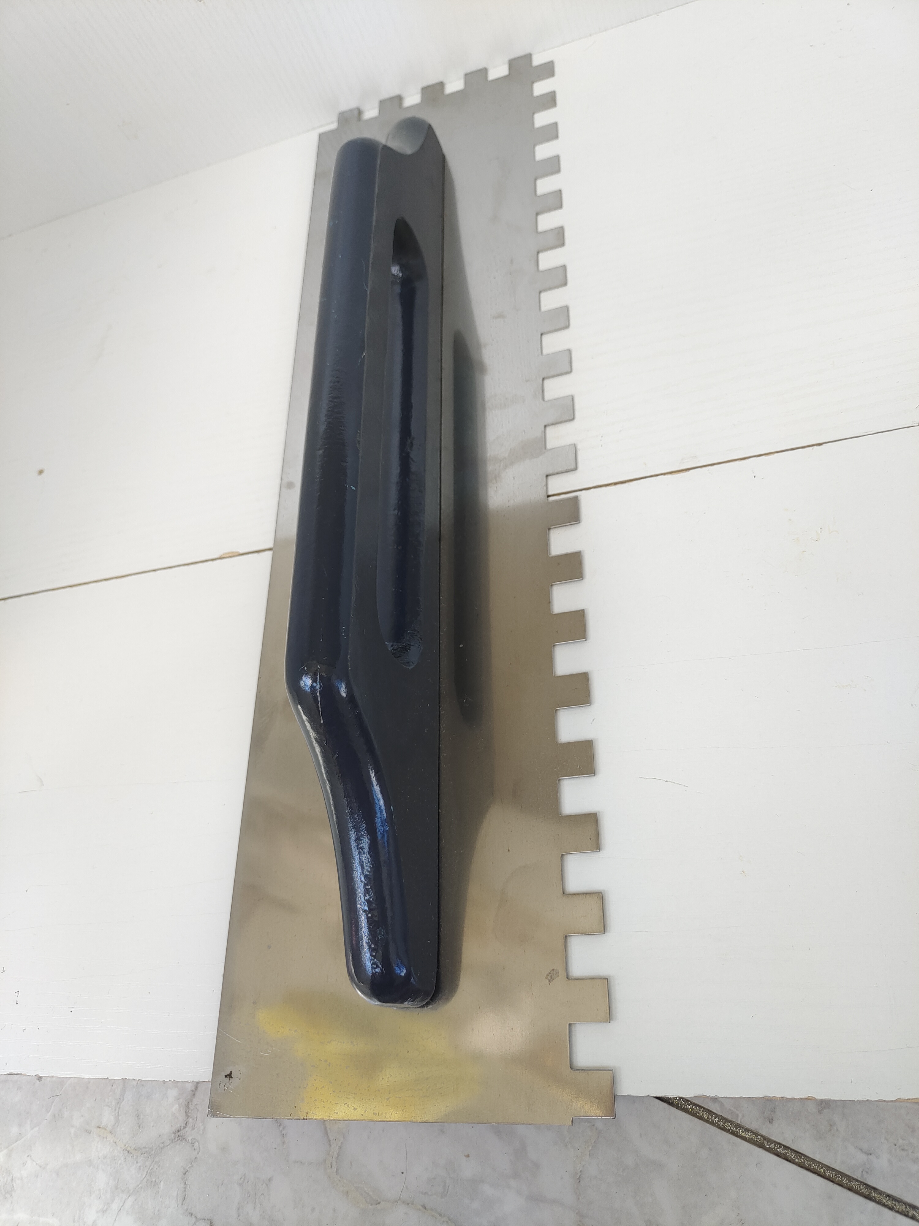 钢齿大板抹子130X480型号，木制把手