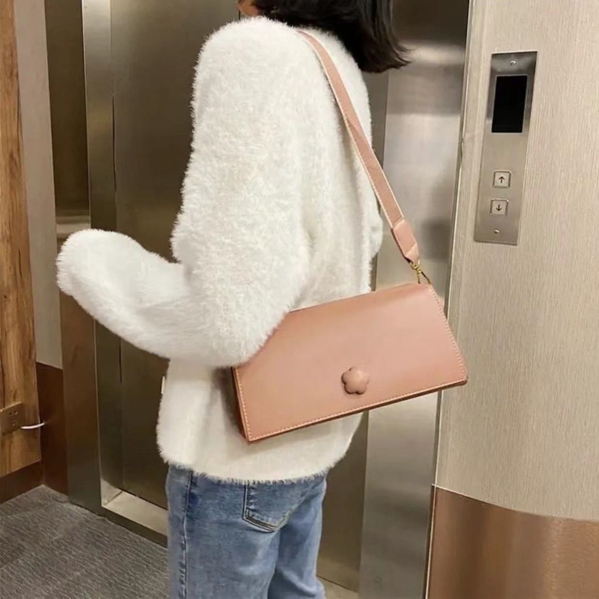 外贸尾货样板展样欧美商场撤柜库存处理男女包包手提包E650-E699