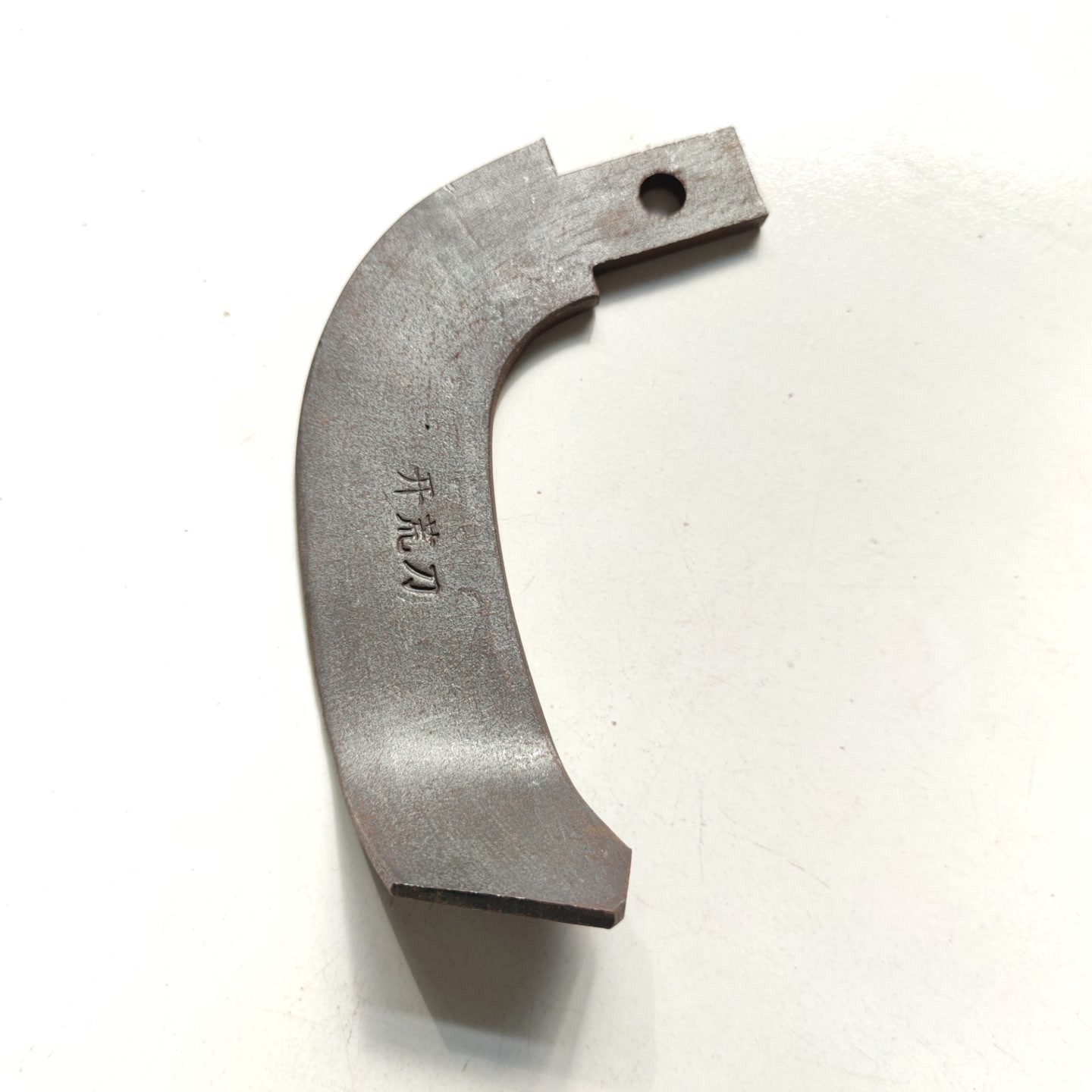 245开荒刀60片左右各半