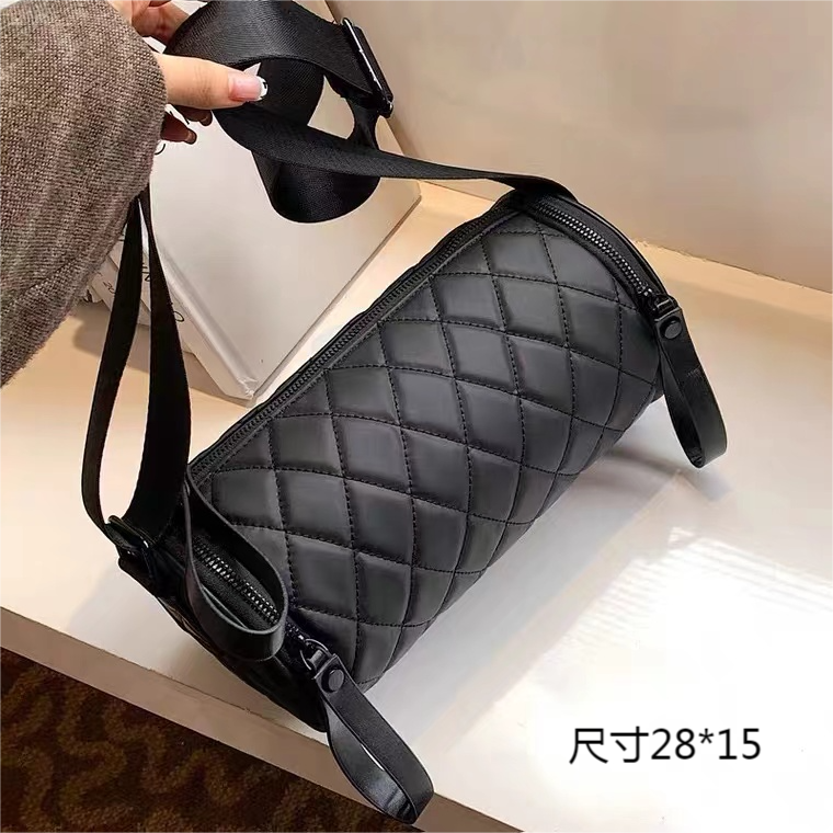 【粉丝专享】菱格圆筒包女士小众软面潮流斜跨时尚百搭单肩包小香风
