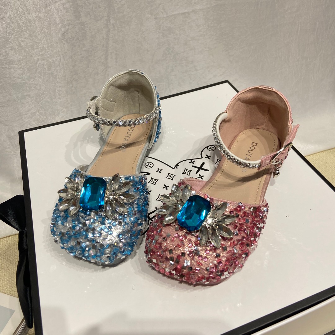 女童爱莎公主鞋2025夏季新款时尚水晶洋气儿童凉鞋