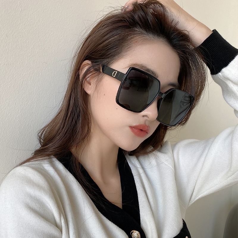 2022年新款墨镜女高级感大脸显瘦方形百搭防紫外线网红太阳眼镜潮