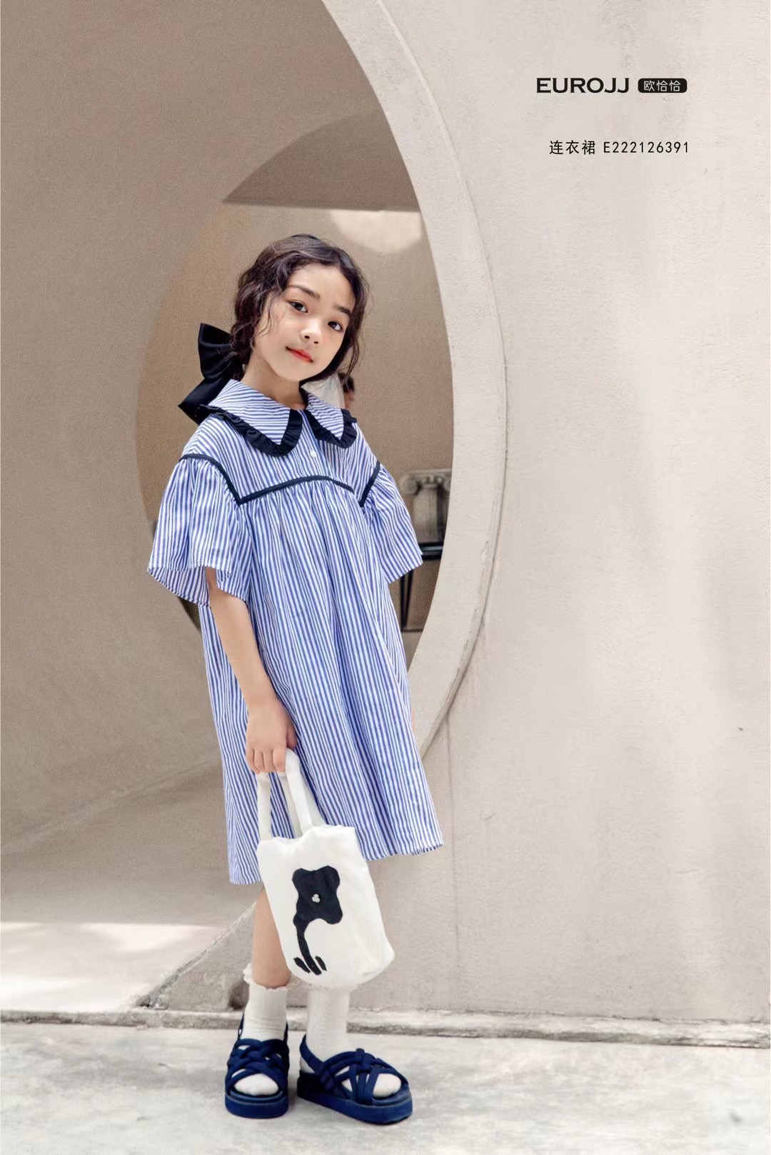 夏款衣服清仓. 要哪个留言区备注编码.