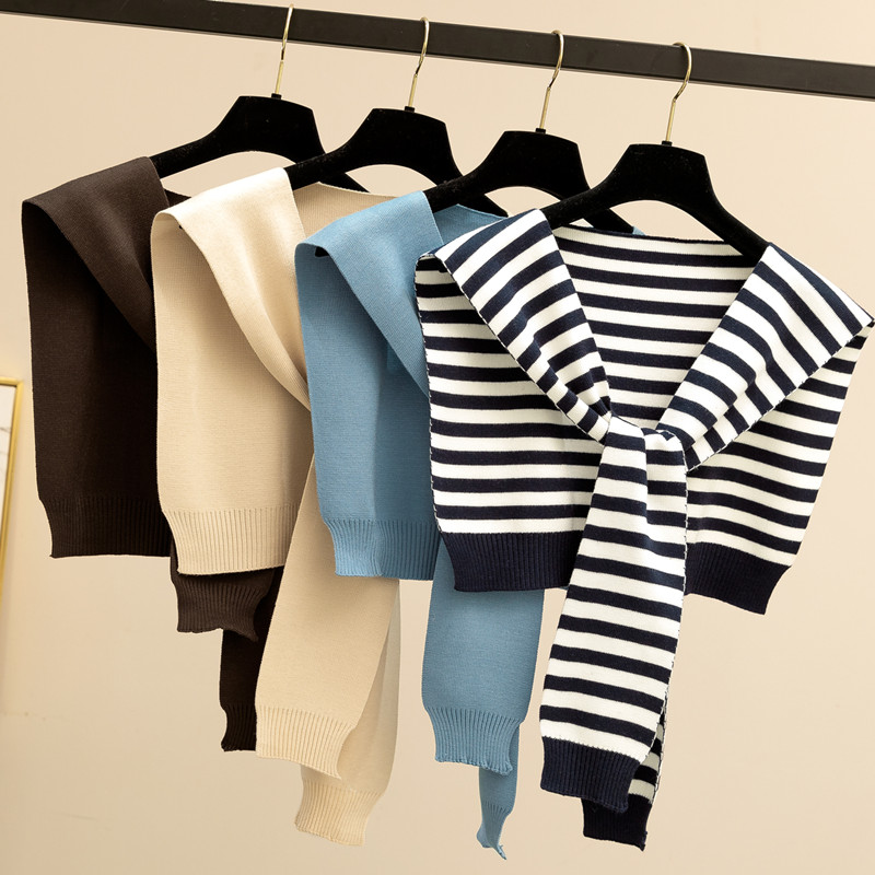 高级感披肩女2024新款条纹针织坎肩韩版外搭斗篷配衬衫裙打结围巾