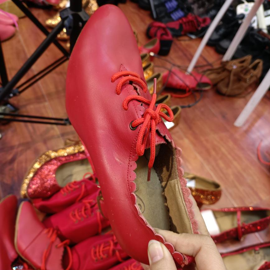 贝蒂摩登舞鞋，吉特巴广场舞鞋