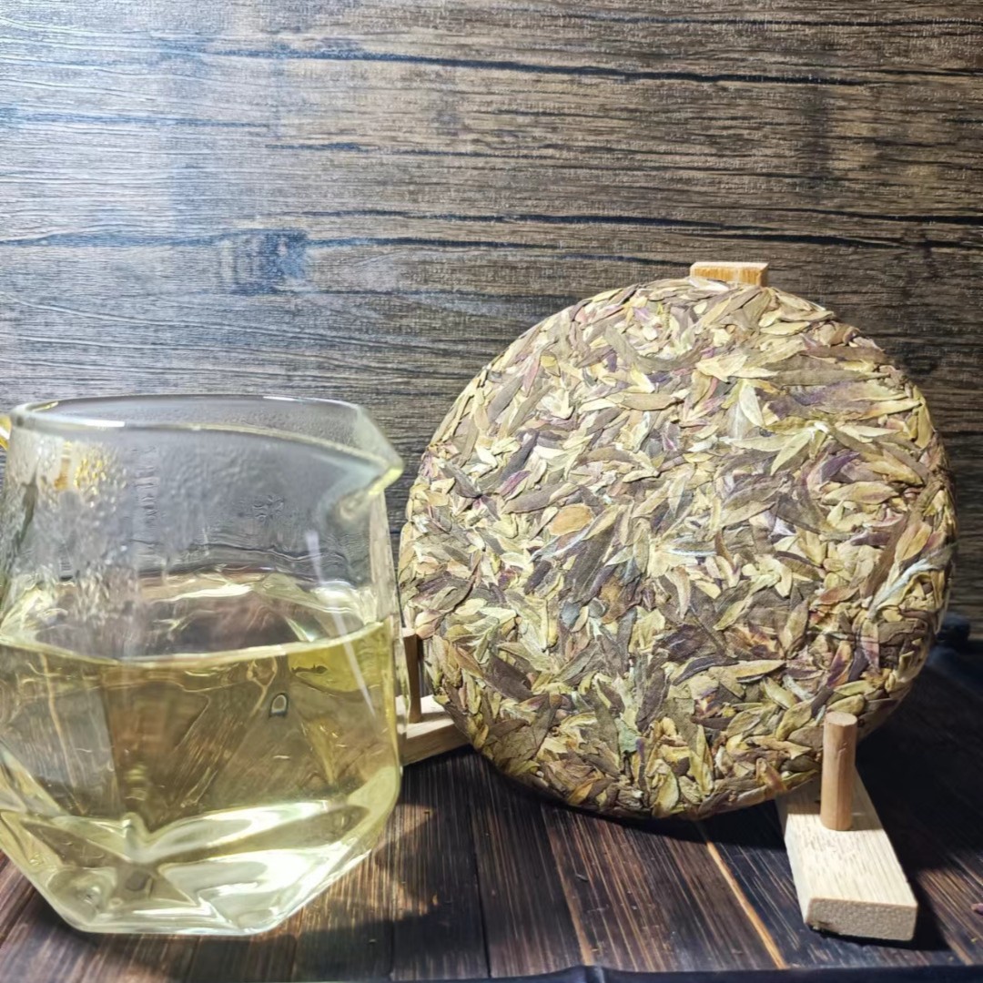 野生芽苞茶饼  21年春茶（茶农小李子）