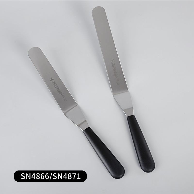 三能烘焙器具8"10"12" 弯型刮平刀-黑色塑料柄SN4866