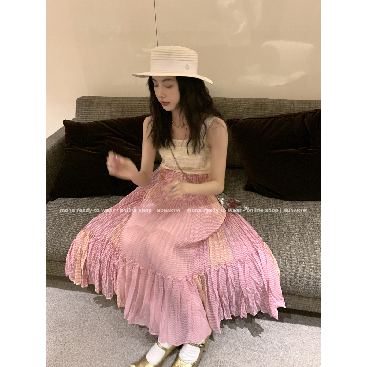 【Mona张绮贤】MONA初恋感 甜美粉色连衣裙 OA141956