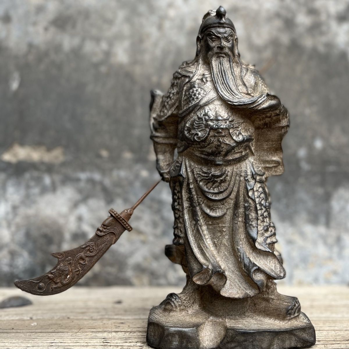 晋兴阁 天然青石仿古石雕关公 武财神摆件