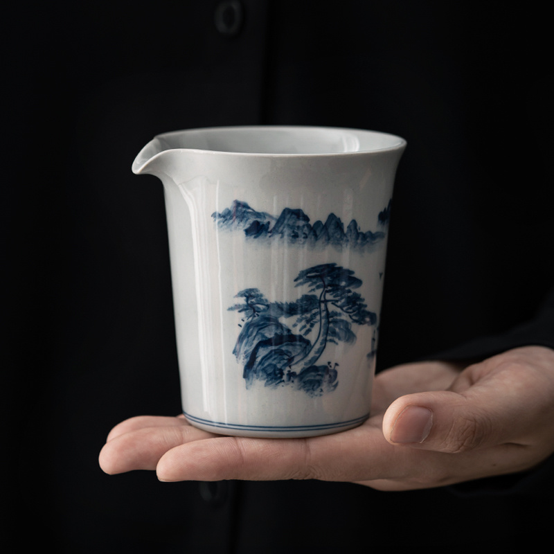 微瑕陶瓷公道杯手绘青花山水老陶泥分茶器匀杯手工功夫茶具茶道