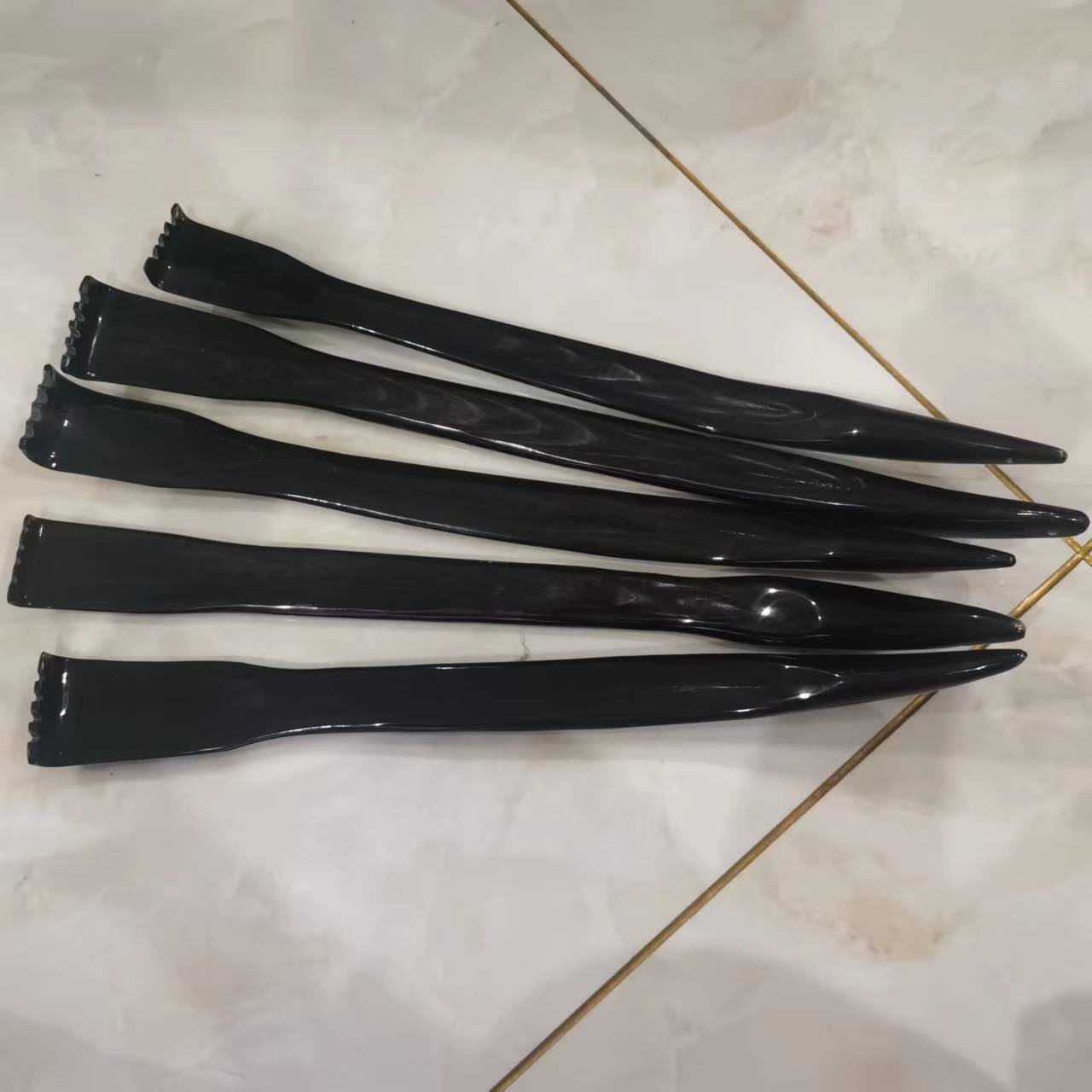 长约40-45厘米，整根牛角不求人，老头乐，痒痒挠