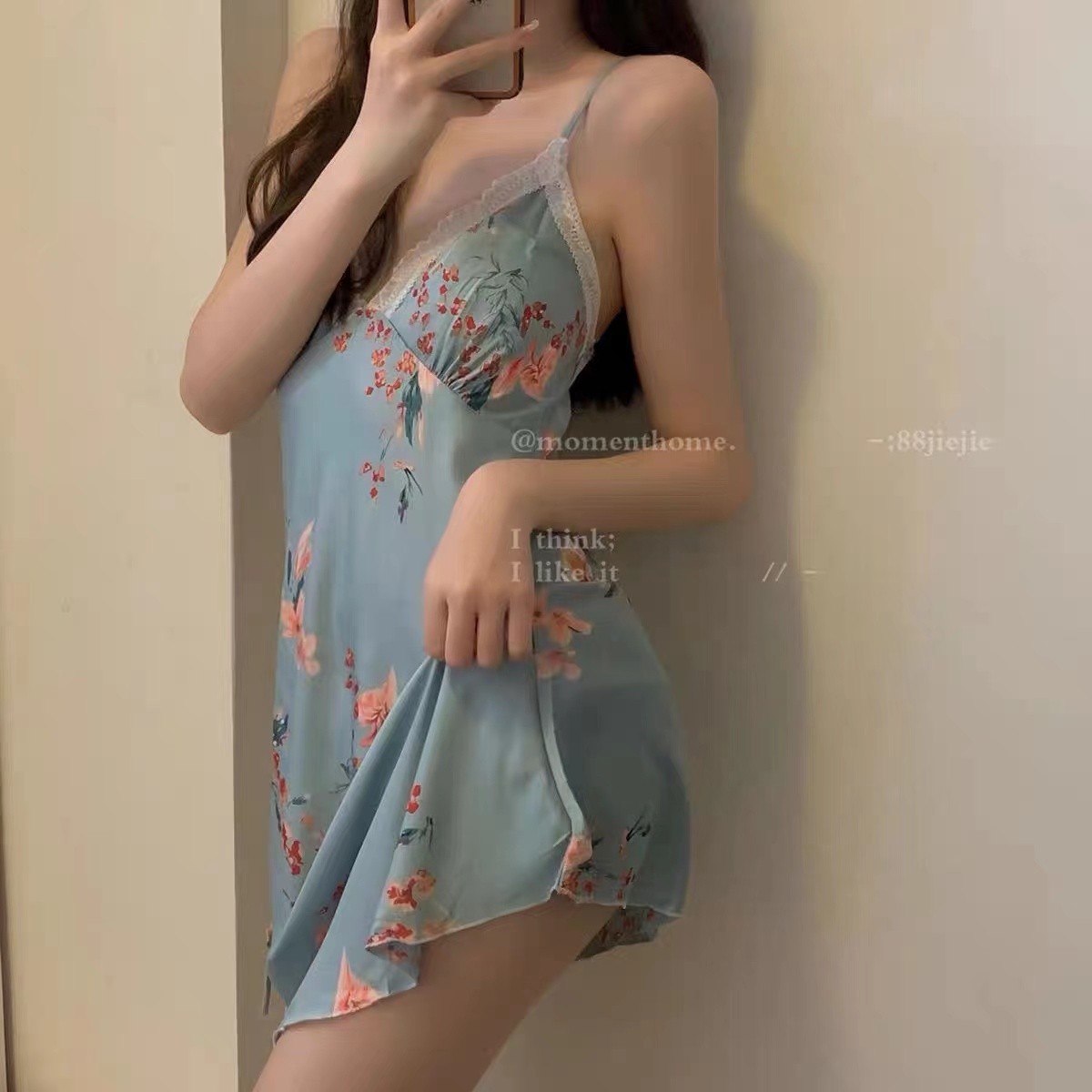  浪漫女人味冰雪丝小性感V领薄款夏季纯欲花卉印花吊带居家睡裙女