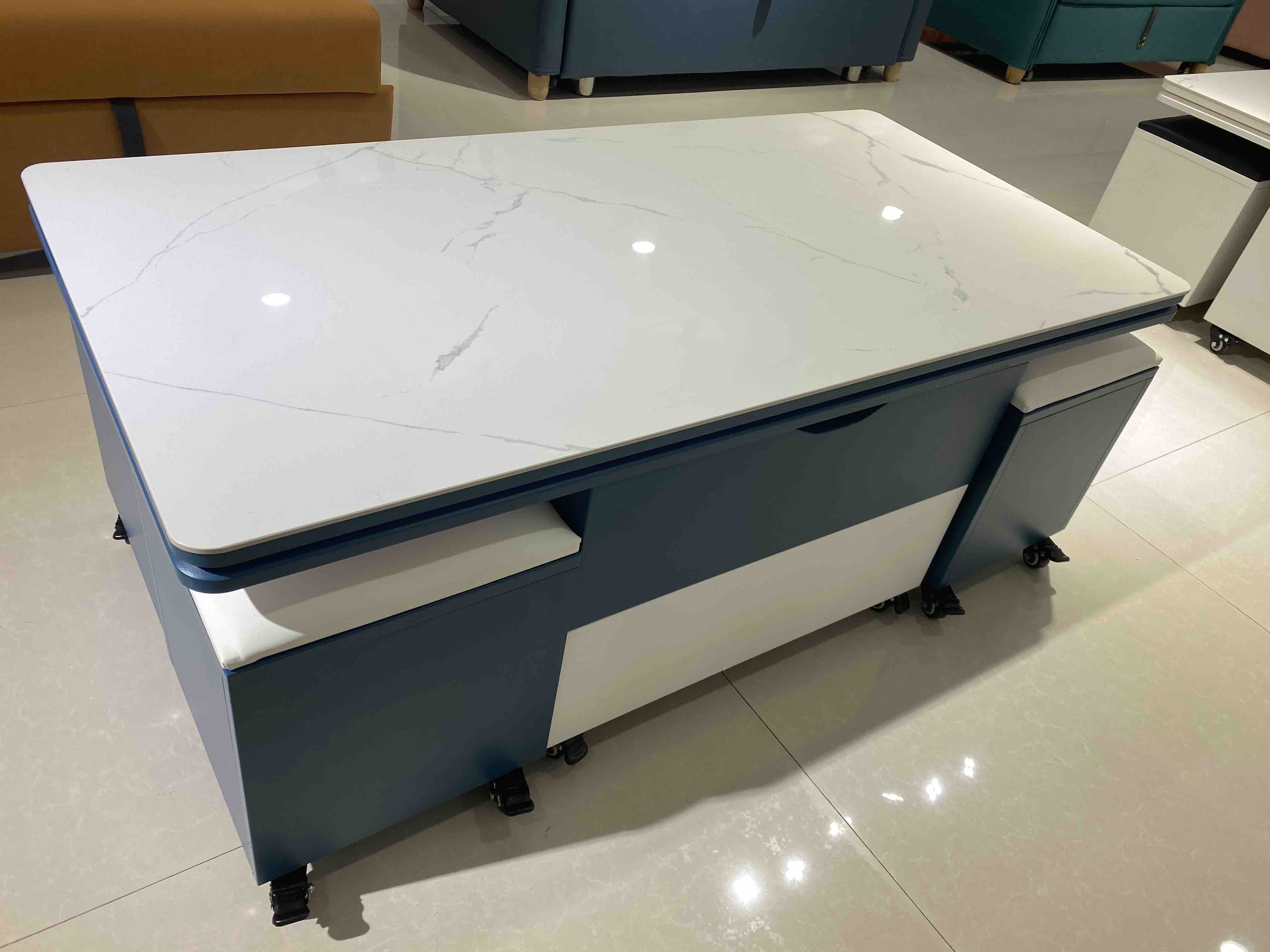 多功能茶几变餐桌