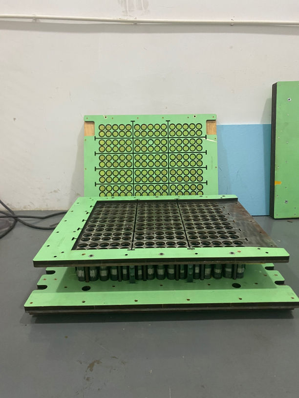 珍珠棉冲排一体模