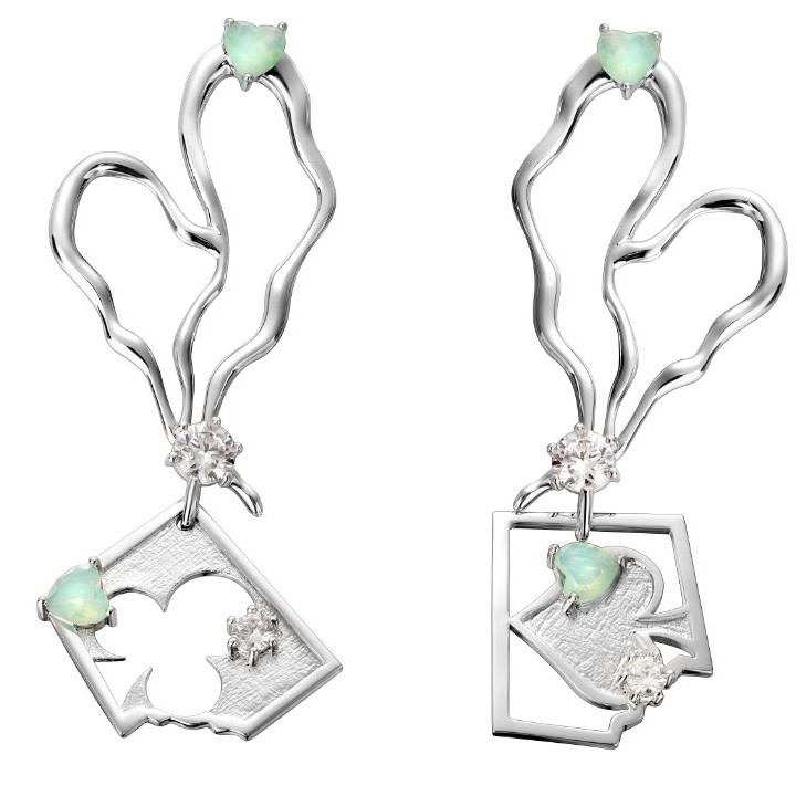 MAKIIMAKII 铜合金合成锆石耳饰 扑克牌耳环小众设计感个性时尚