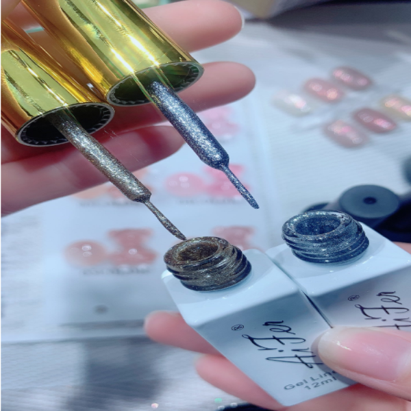 【希妹甄选】新款白瓶银箔勾边胶 