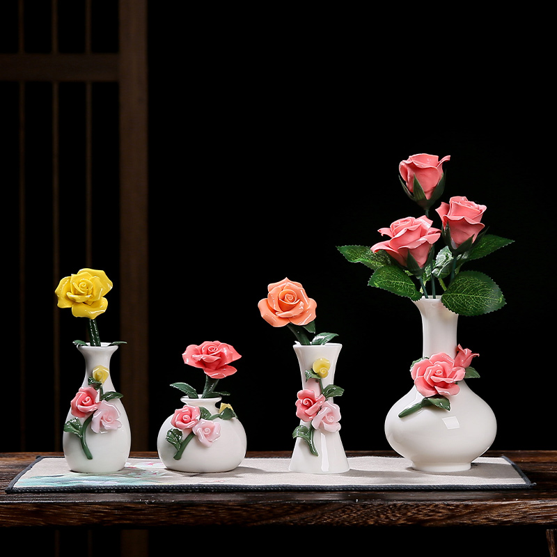 锦泰丰 陶瓷《 小花瓶玫瑰花》轻奢高档时尚酒店家用花器装饰小摆件