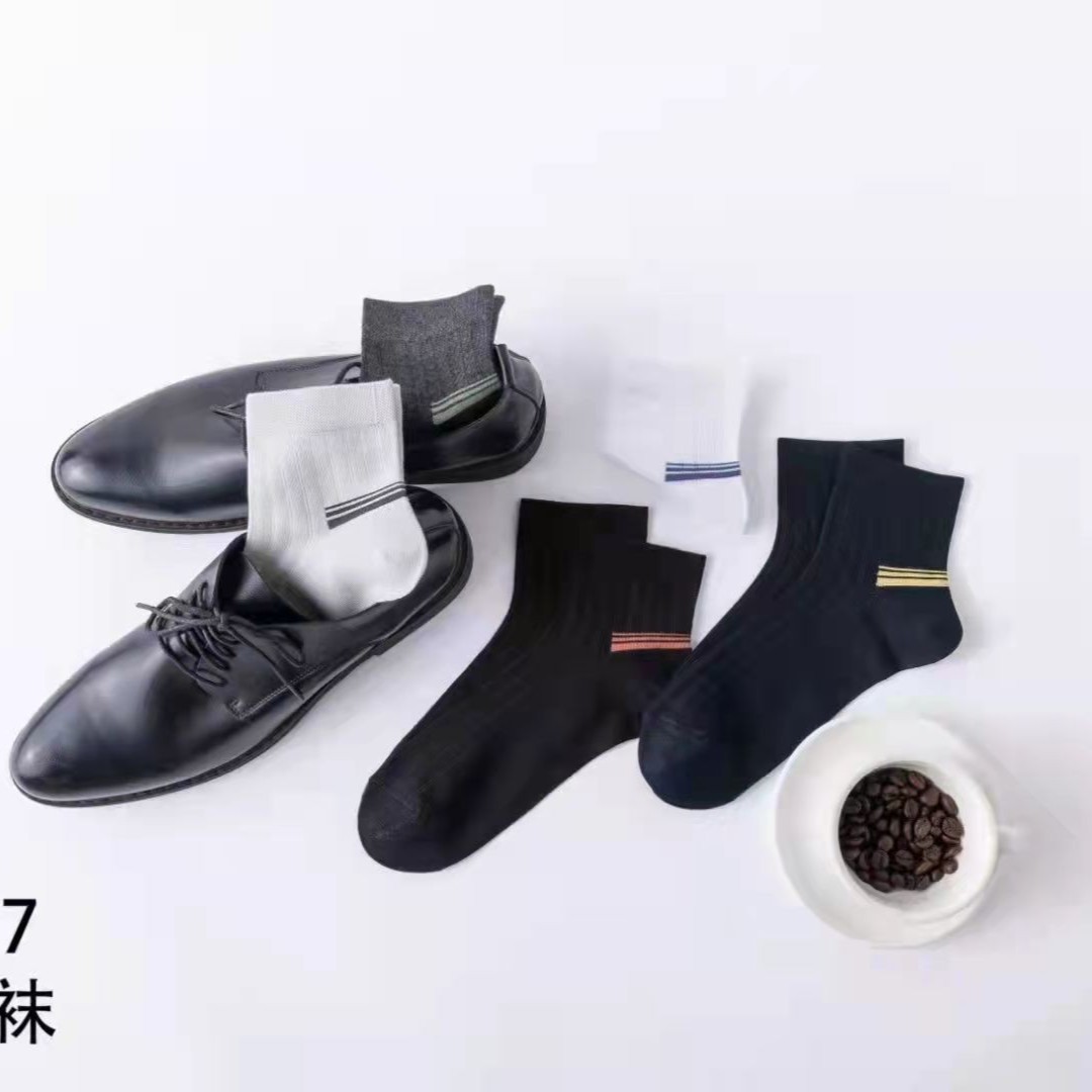 轻薄款男士冰爽型短筒袜