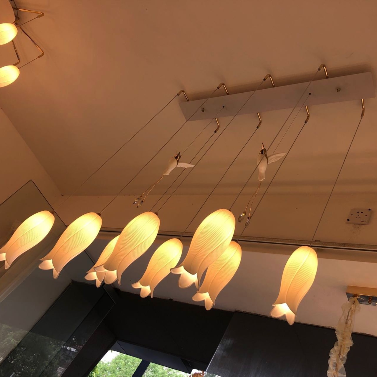 蜂鸟陶瓷百合造型吊灯客厅餐厅子母灯套餐