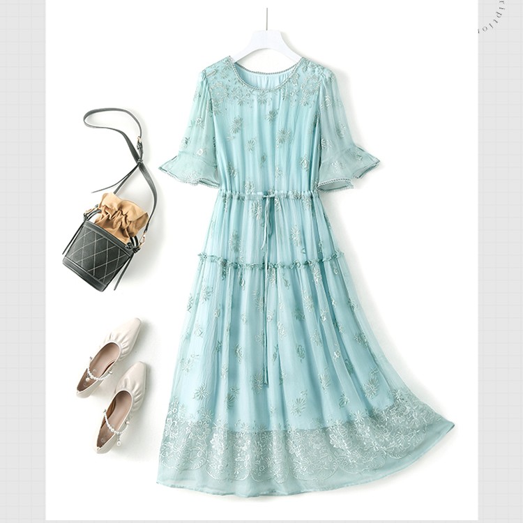 ZHUOXI/着西~减龄又显白~桑蚕丝时尚洋气百搭刺绣短袖连衣裙6877