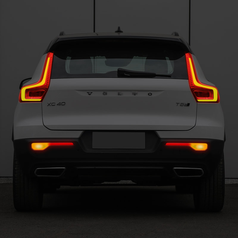 专用于沃尔沃xc40后雾灯 volvoxc40右后杠雾灯泡总成改装用品配件
