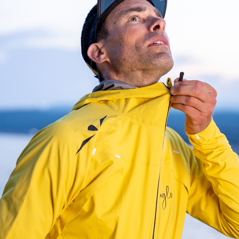 UGLOW旗舰款极轻冲锋衣连帽防风防水透气男女款户外越野跑步运动