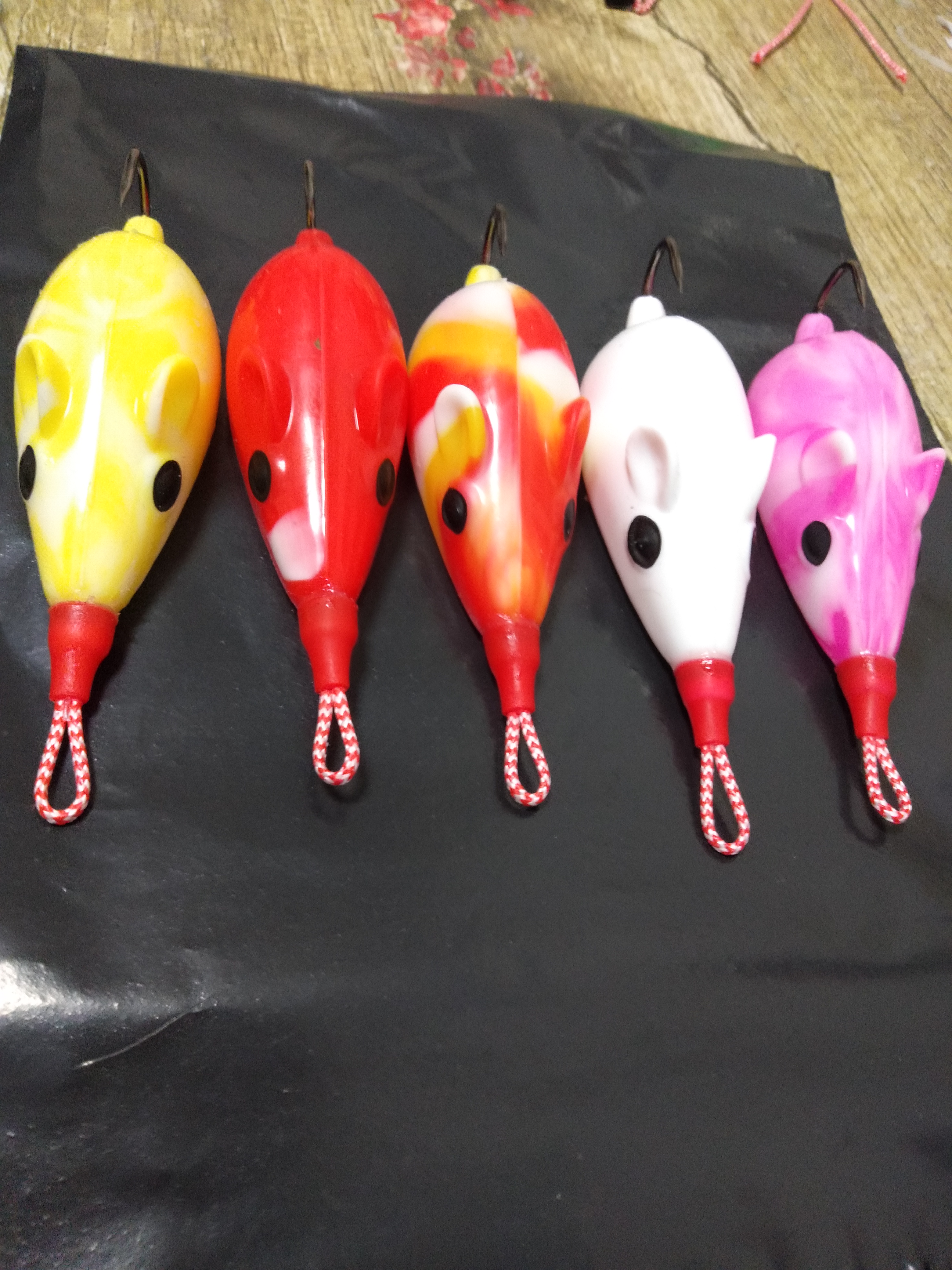 巡捕二代雷蛙打黑路亚饵