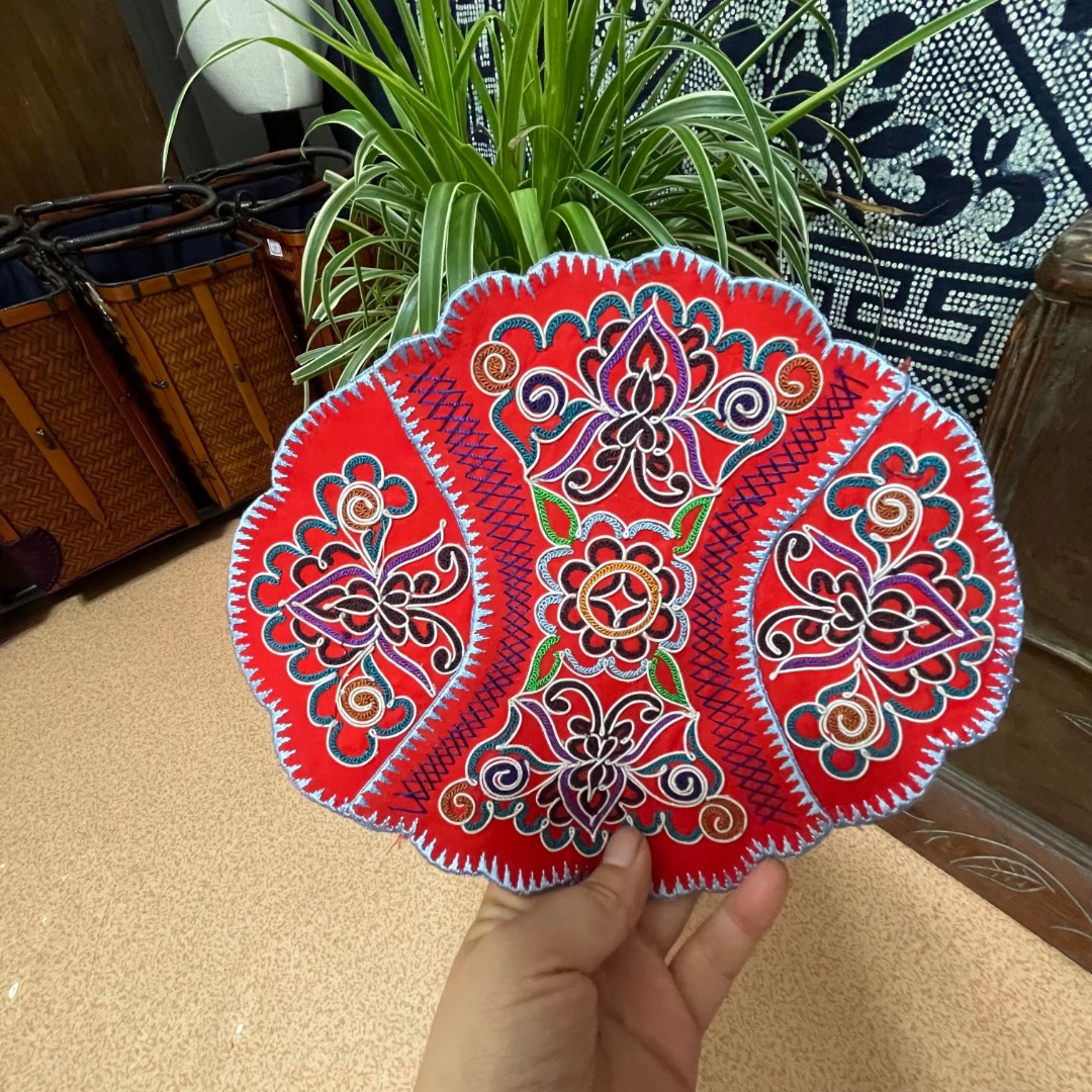  【木春绣坊】      手工老绣片