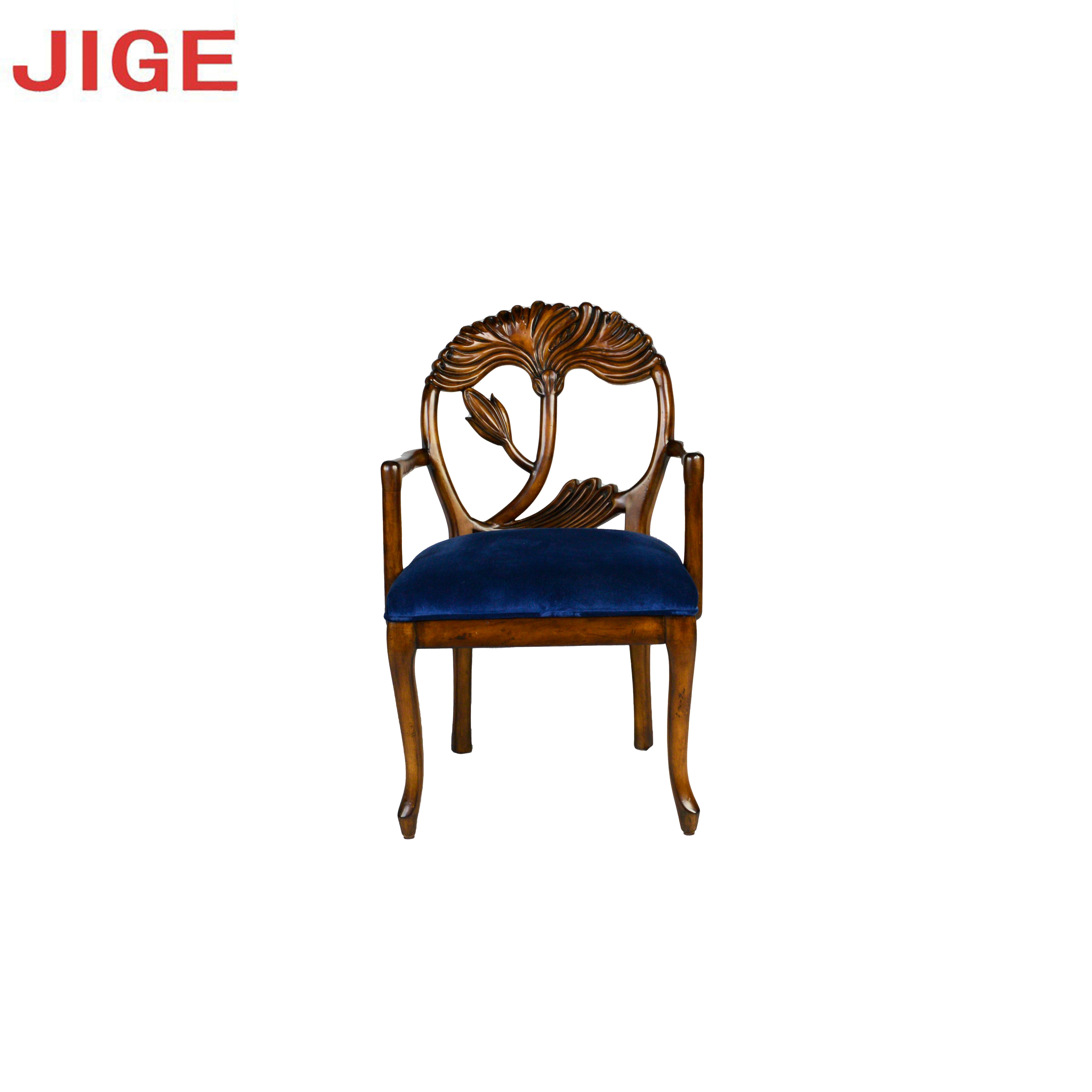 JIGE法式实木设计餐椅休闲装饰椅