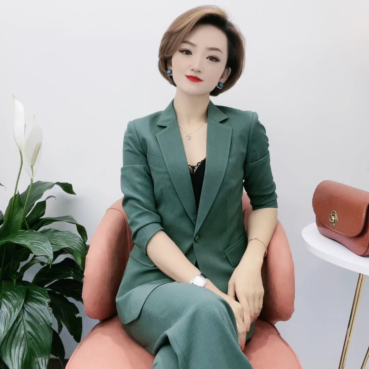 敏姐同款海草绿七分袖直筒裤西装单件