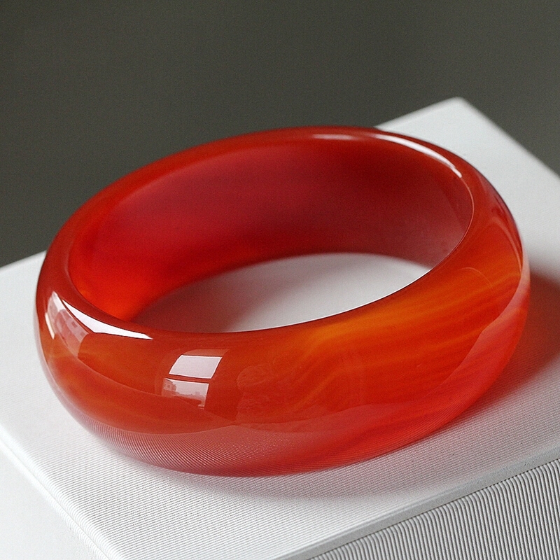 天然真玉高档红玛瑙加宽扁条正品玉石时尚民族风手镯女饰品带证书